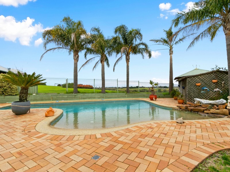 12 Llewelyn Court, Bairnsdale VIC 3875