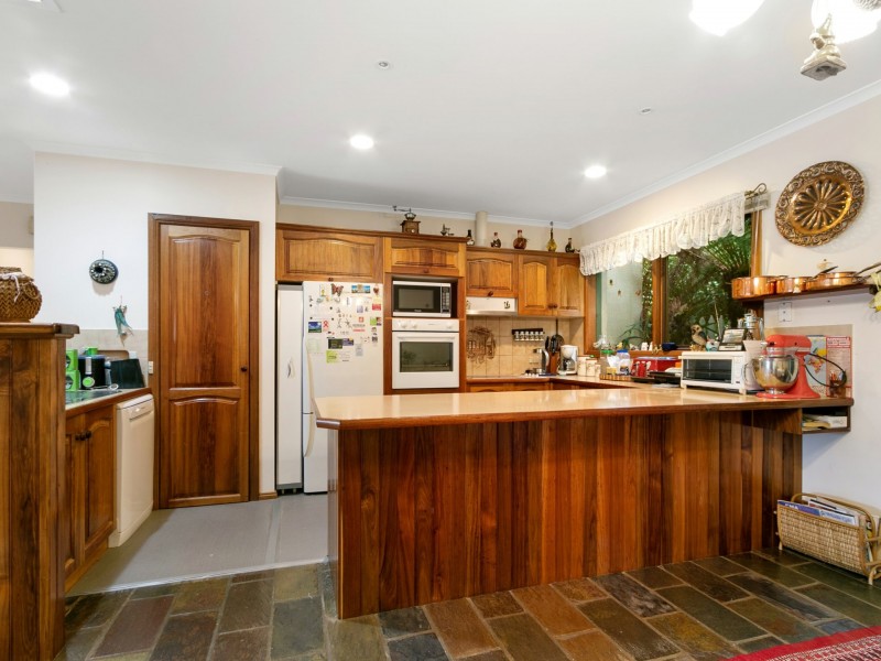 12 Llewelyn Court, Bairnsdale VIC 3875