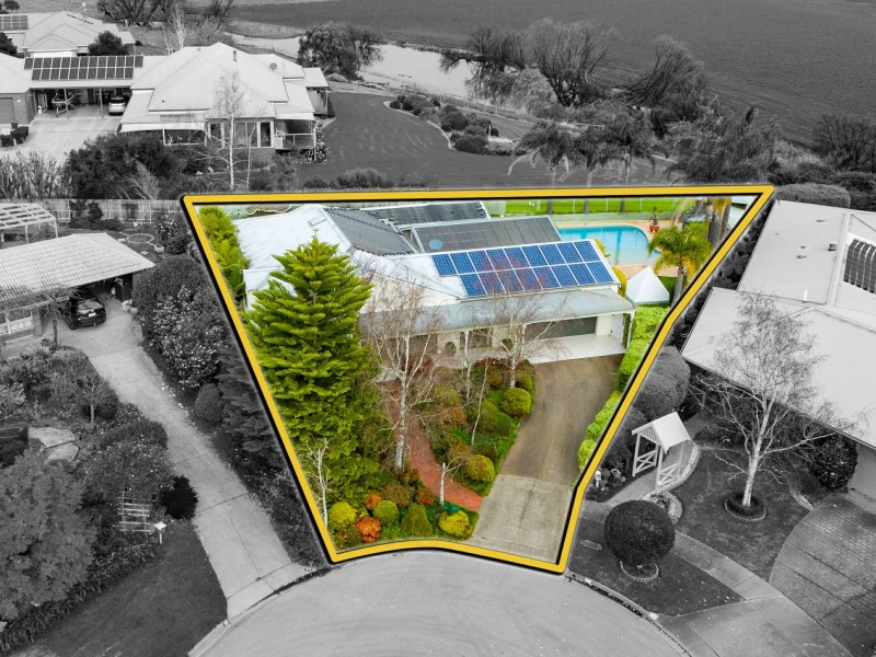 12 Llewelyn Court, Bairnsdale VIC 3875