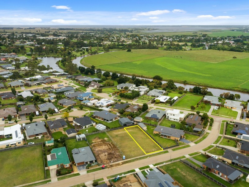 17 Glendon Drive, Eastwood VIC 3875