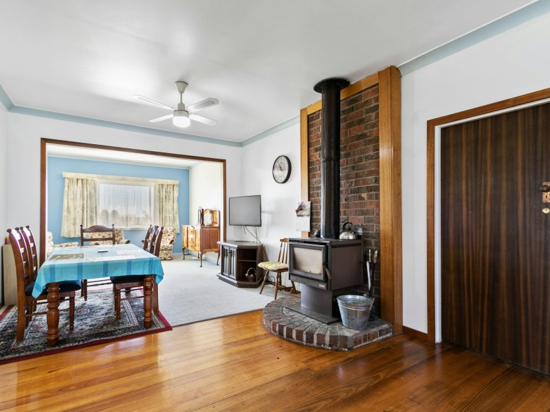 15 Bellevue Road, Wy Yung VIC 3875