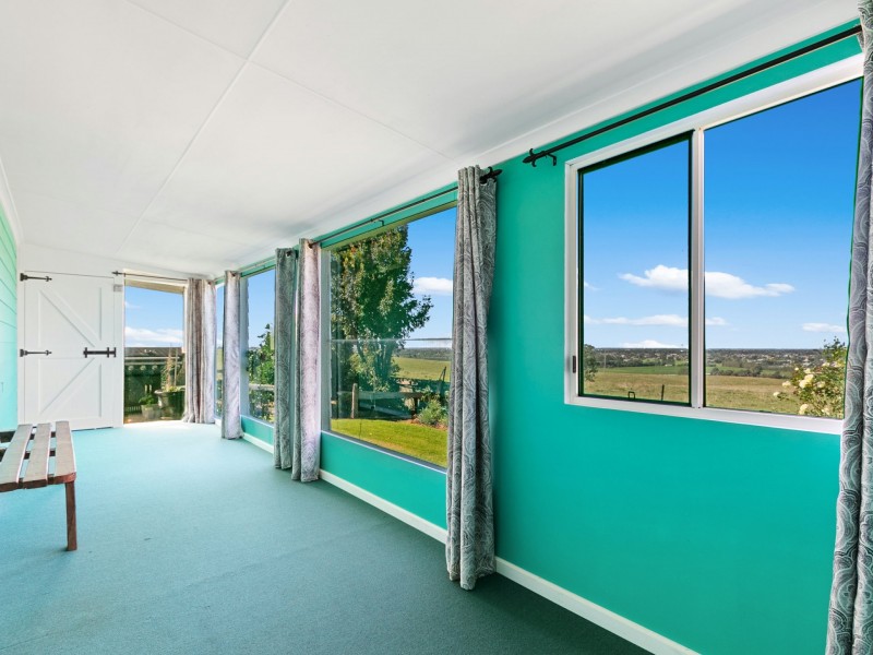 15 Bellevue Road, Wy Yung VIC 3875