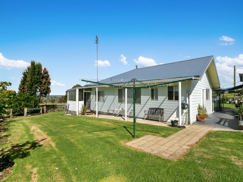 15 Bellevue Road, Wy Yung VIC 3875