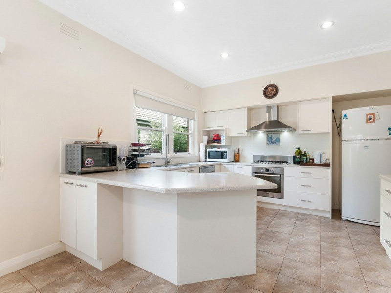 84 Francis Street, Bairnsdale VIC 3875