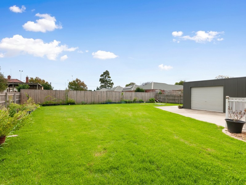 84 Francis Street, Bairnsdale VIC 3875
