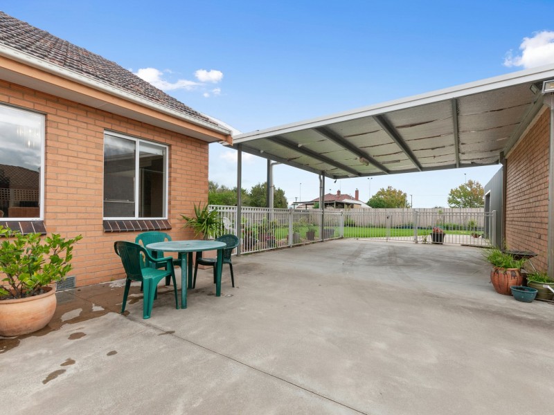 84 Francis Street, Bairnsdale VIC 3875