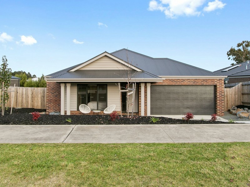 34 Phoebes Way, Eastwood VIC 3875