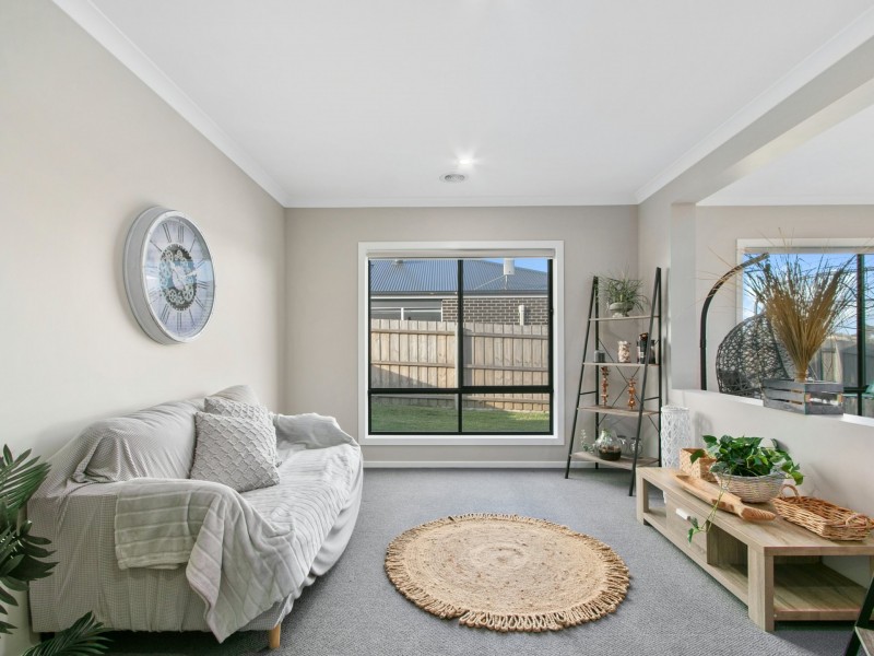 34 Phoebes Way, Eastwood VIC 3875