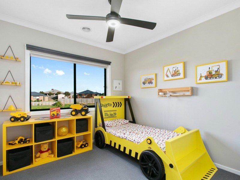 34 Phoebes Way, Eastwood VIC 3875