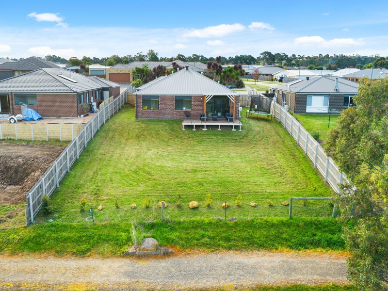 34 Phoebes Way, Eastwood VIC 3875