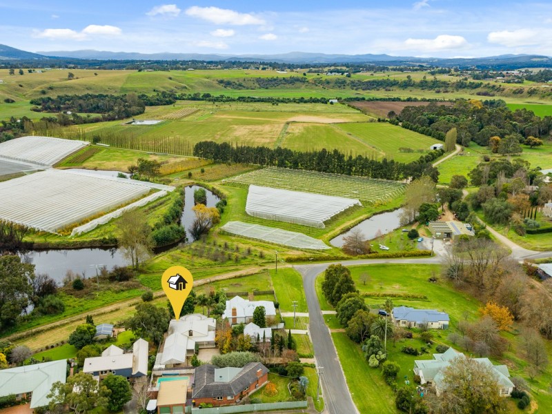 8 Riley Street, Bairnsdale VIC 3875