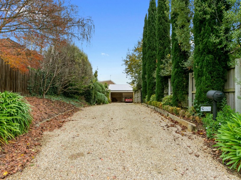 8 Riley Street, Bairnsdale VIC 3875