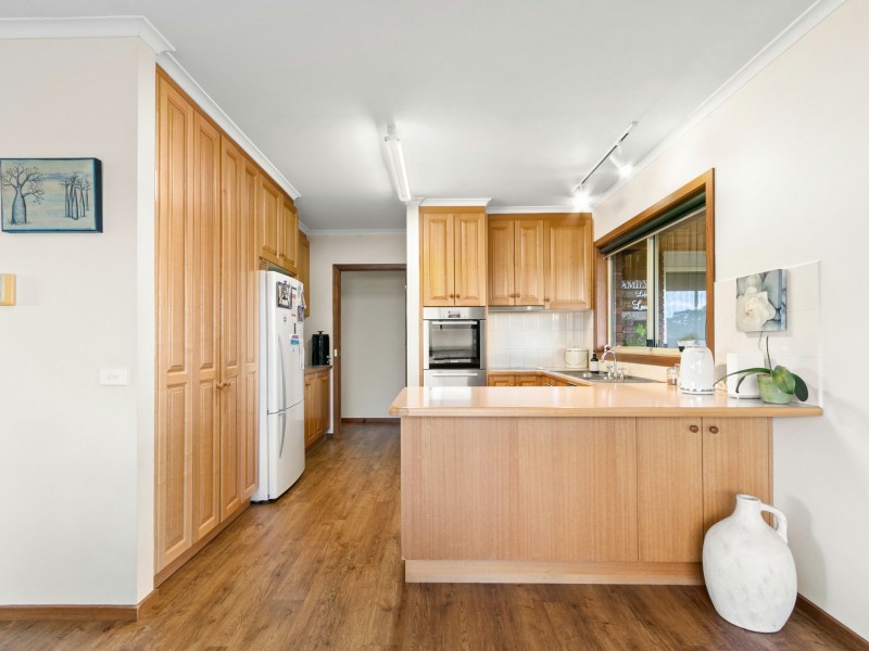 16 Bredt Street, Bairnsdale VIC 3875