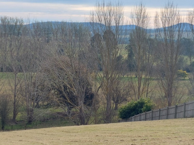 41 Harnham Drive, Bairnsdale VIC 3875