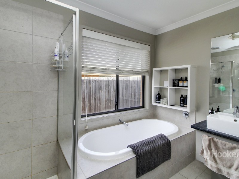 120 Flinns Road, Eastwood VIC 3875