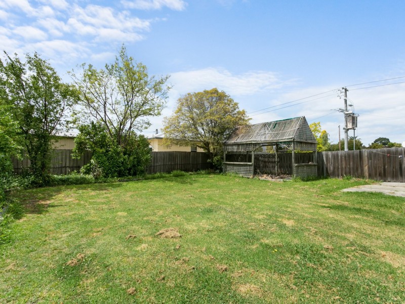 19 McKean Street, Bairnsdale VIC 3875