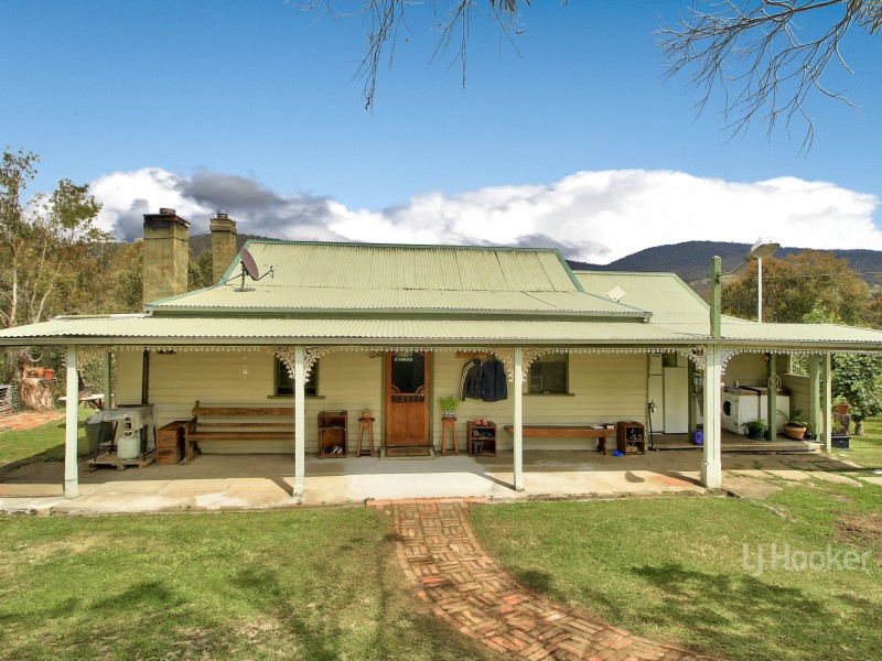 18 Bilton Street, Omeo VIC 3898