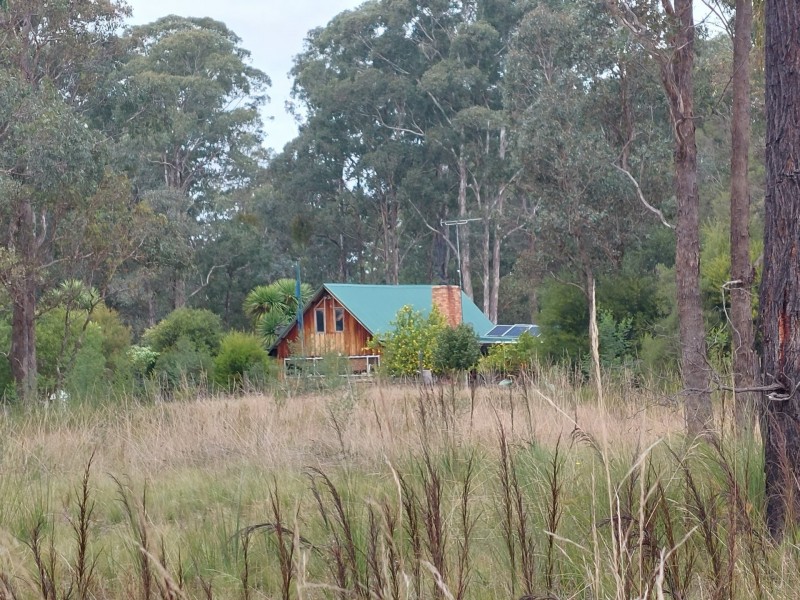 120 Roberts Road, Buchan South VIC 3885