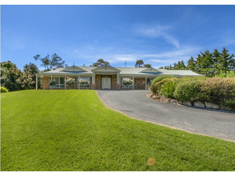 40 Clifton Terrace, Wy Yung VIC 3875