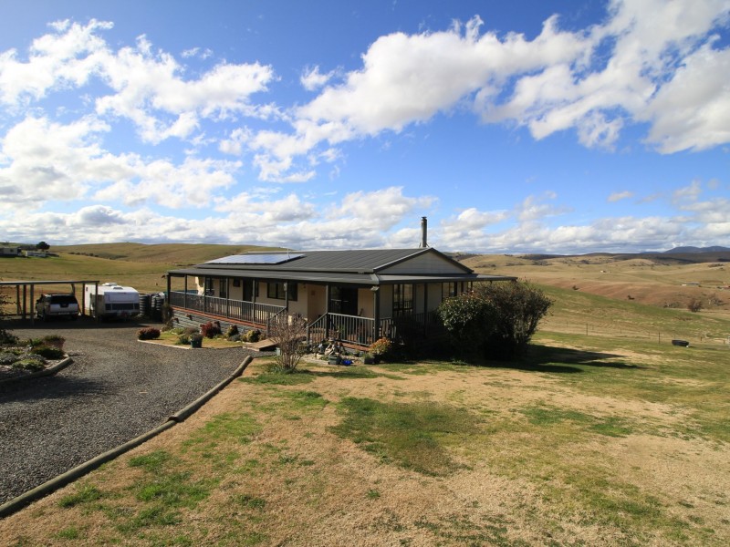 356 Omeo Valley Road, Omeo VIC 3898