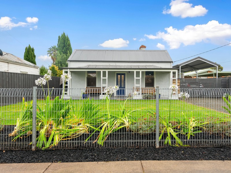 102A Pearson Street, Bairnsdale VIC 3875