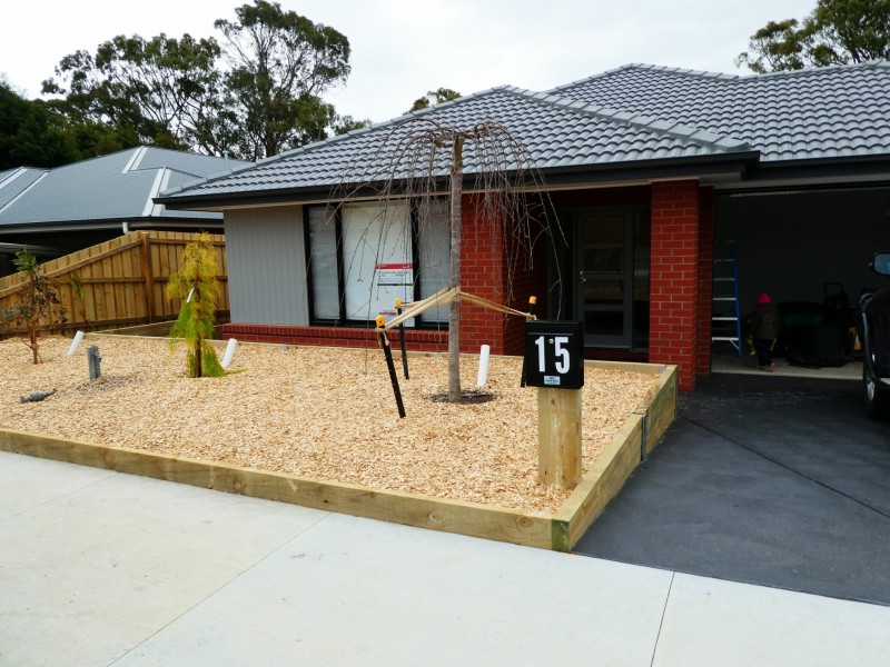 15 Houghton Cresent, Eagle Point VIC 3878