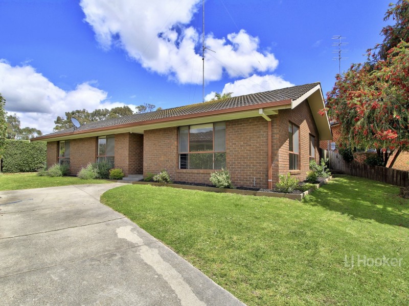 5 Clifton Close, Wy Yung VIC 3875