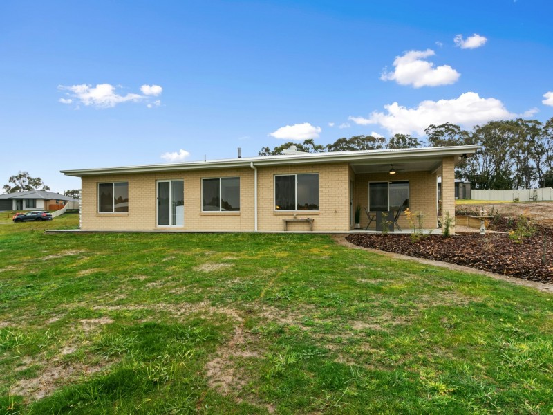 10 Southon Terrace, Nicholson VIC 3882