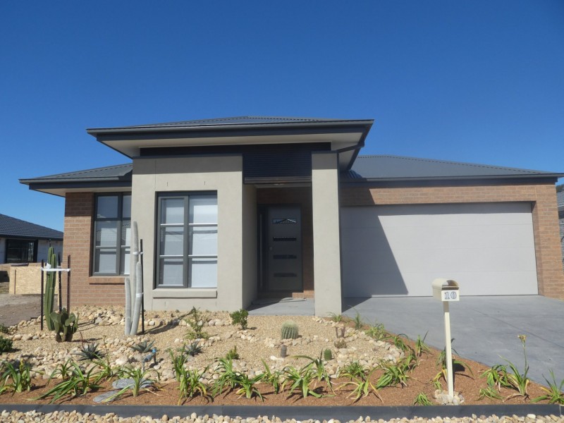 10 Archer Avenue, Lucknow VIC 3875