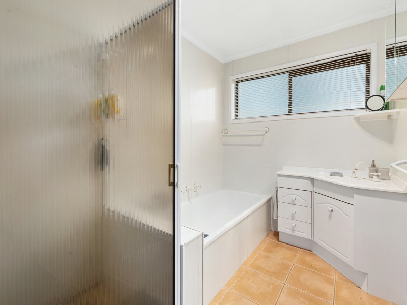 100 Hoyt Street, Lindenow VIC 3865