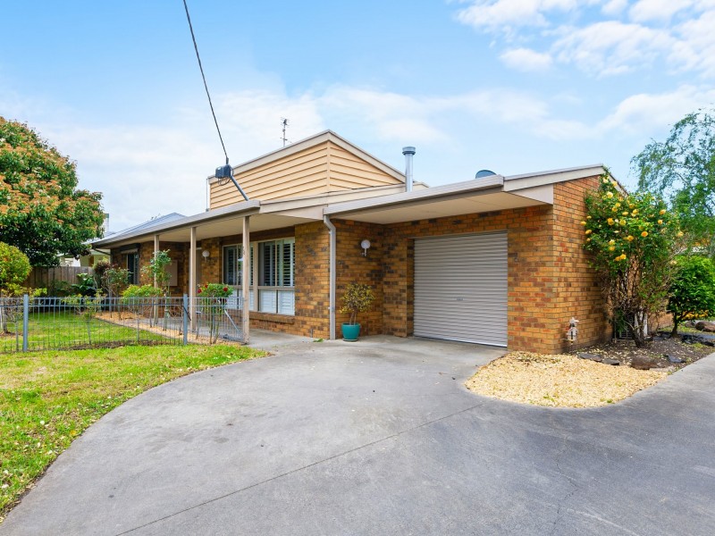 1/58 Ligar Street, Bairnsdale VIC 3875