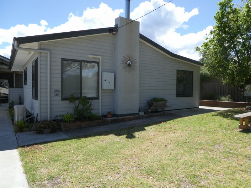 24 Punt Road, Johnsonville VIC 3902