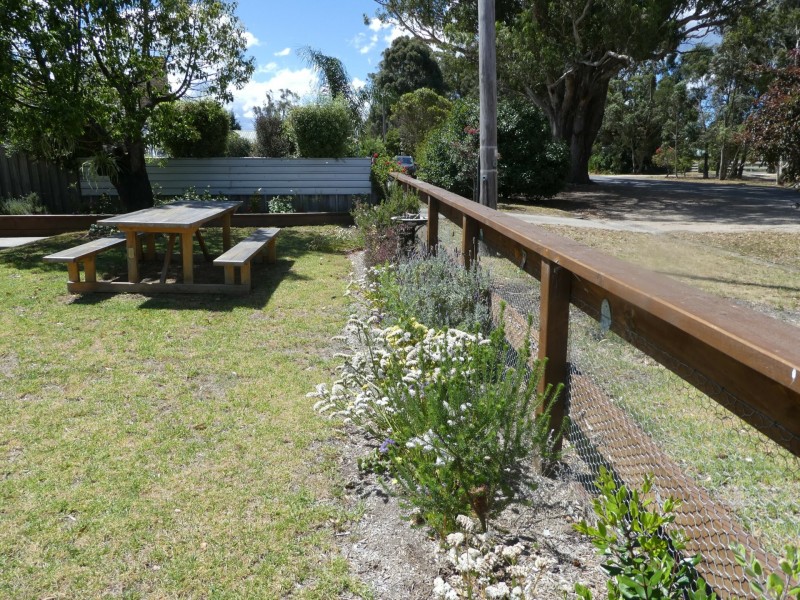 24 Punt Road, Johnsonville VIC 3902