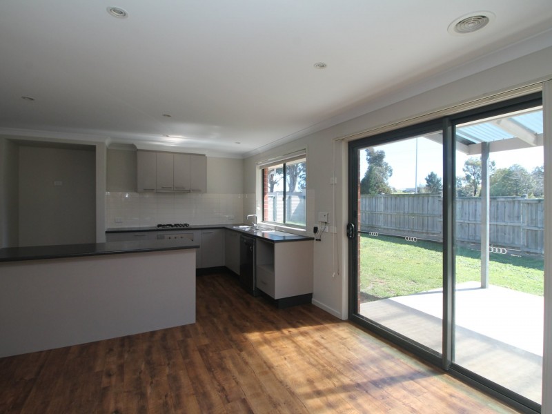 1 Eastern View Drive, Eastwood VIC 3875