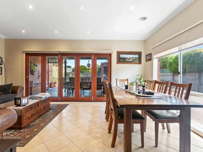 14 Goold Street, Bairnsdale VIC 3875