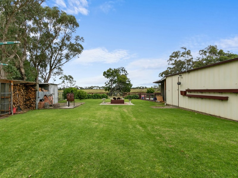21 Main Road, Lindenow VIC 3865
