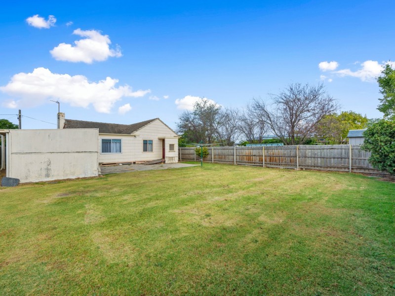 82 Goold Street, Bairnsdale VIC 3875