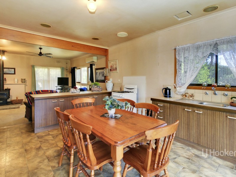 6848 Great Alpine Road, Swifts Creek VIC 3896