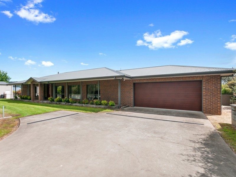 190 Mount Lookout Road, Mount Taylor VIC 3875