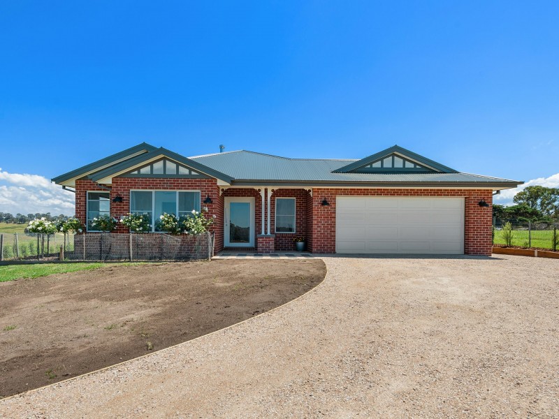 18 Peppercorn Way, Nicholson VIC 3882