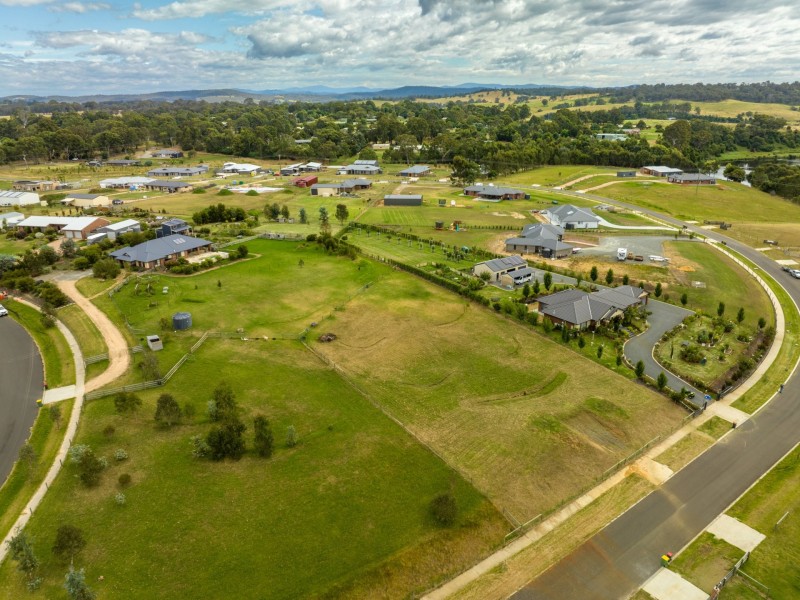 5 Parkside Drive, Nicholson VIC 3882