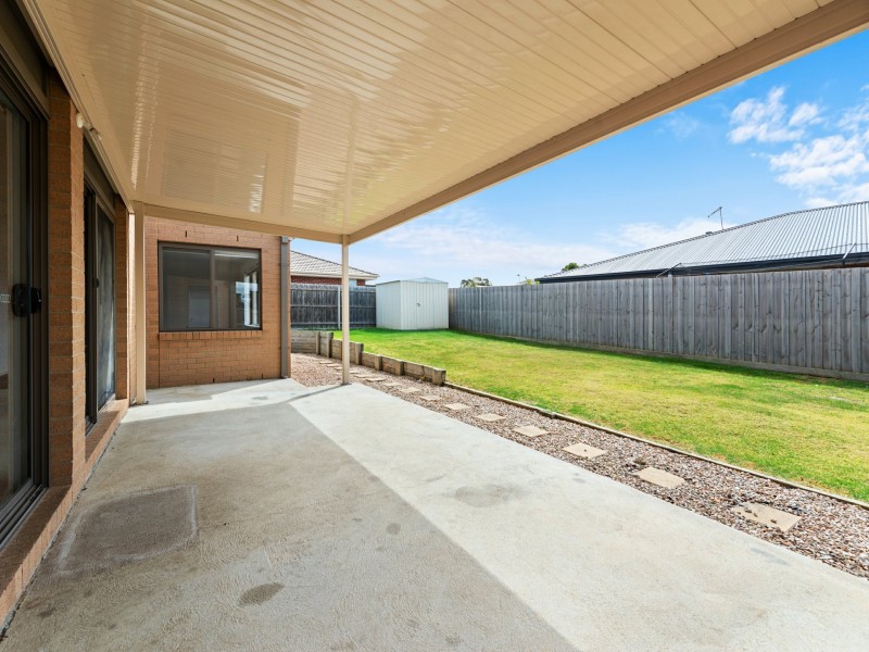 1 Cranes Terrace, Eastwood VIC 3875