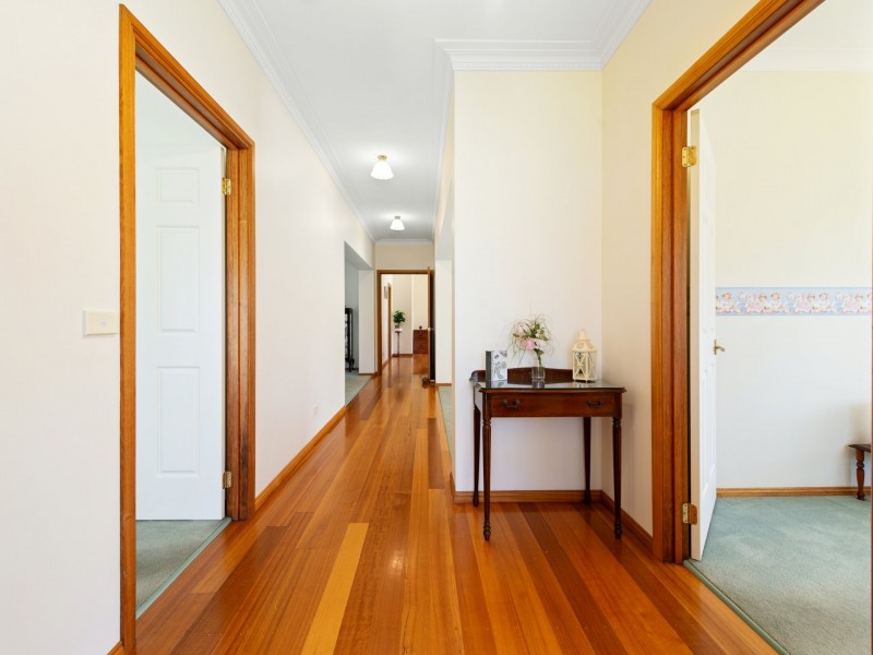 51 Landsman Drive, Nicholson VIC 3882