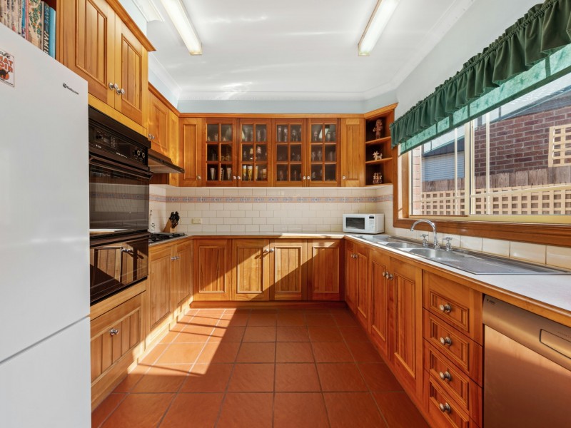 17 Bluff Court, Eastwood VIC 3875