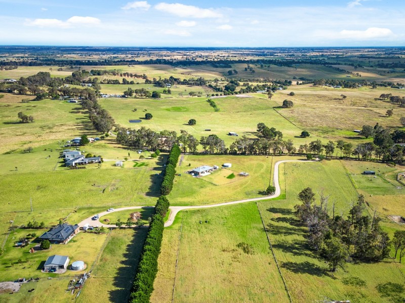 122 Ellaswood Road, Ellaswood VIC 3875