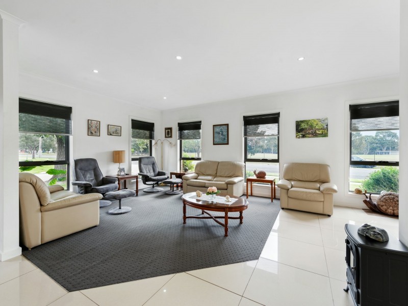 1 Georgia Court, Bairnsdale VIC 3875