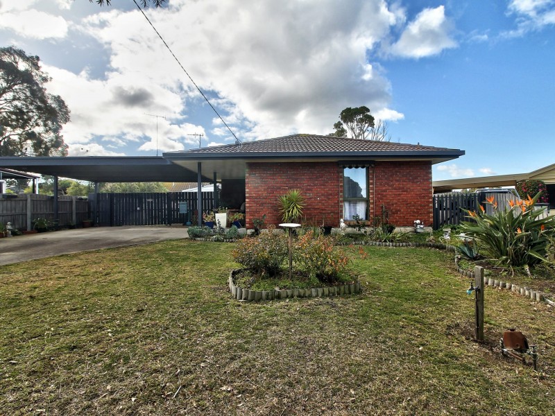 2 Bankin Court, Bairnsdale VIC 3875