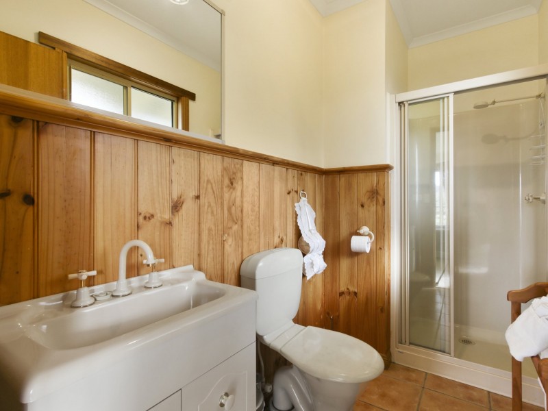 40 Connleys Road, Omeo VIC 3898