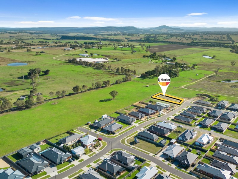 37 Whistler Drive, Bairnsdale VIC 3875
