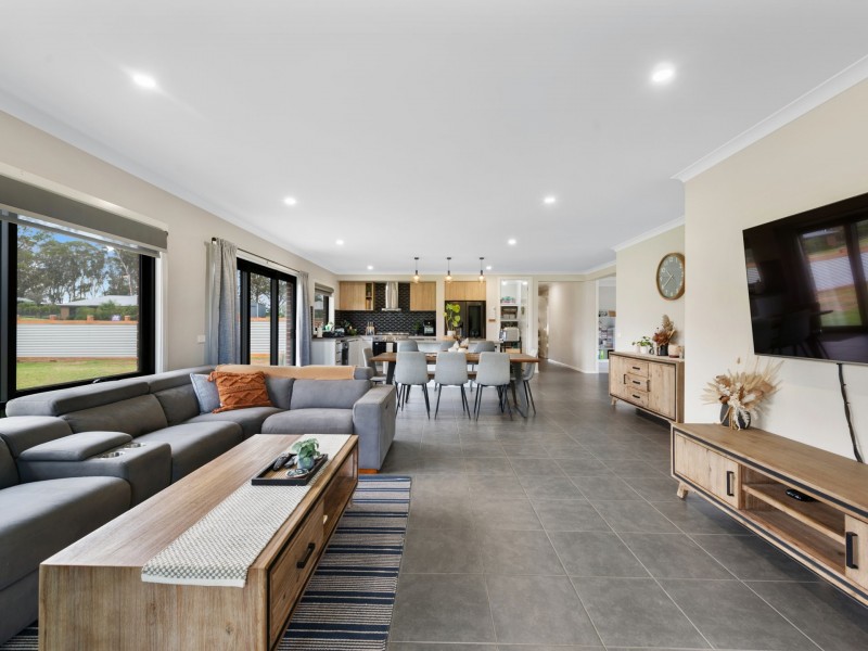 31 Neds Creek Drive, Nicholson VIC 3882